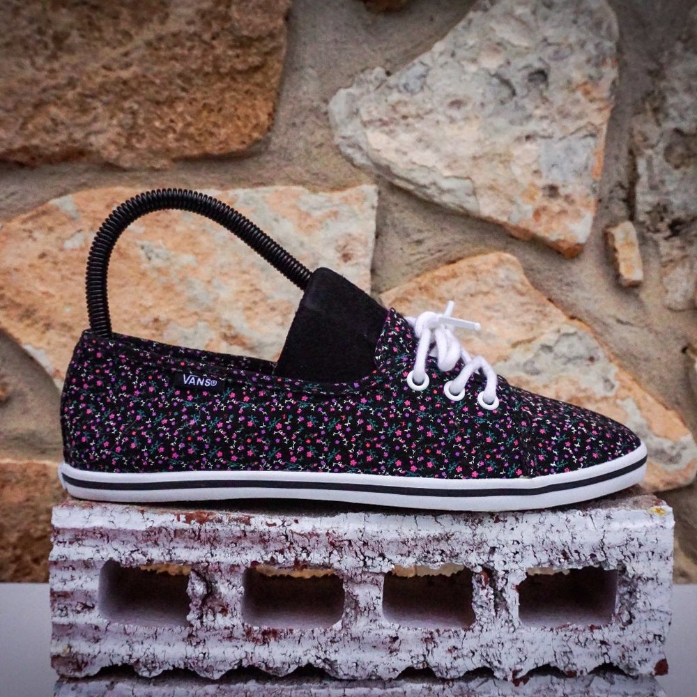 VANS Black And Purple Floral design Slide on shoes Women's Size 6.5